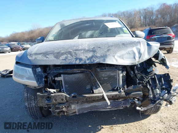 2020 Volkswagen Tiguan S with VIN 3VV1B7AX2LM133073, listed as a IAAI auction lot 41340634 with 70,342 mi miles and . Bid and sale history available at DreamBid. Image 12.