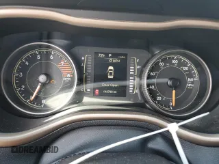 2017 Jeep Cherokee Latitude с VIN 1C4PJMCSXHW564831, выставлен на аукционе Copart как лот 62214995 с пробегом 143 793 миль миль и Чистый • Clean title. История ставок и продаж доступна на DreamBid. Изображение 9.