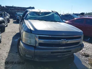 2009 Chevrolet Silverado 1500 with VIN 2GCEC39J891109818, listed as a IAAI auction lot 41302124 with Not Provided miles and . Bid and sale history available at DreamBid. Image 12.