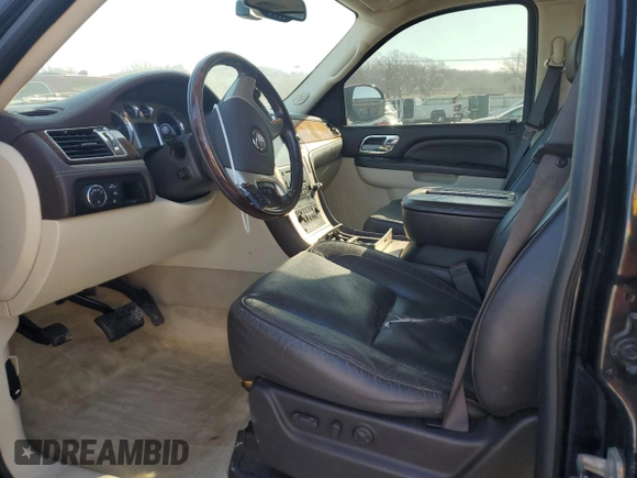 2010 Cadillac Escalade ESV Platinum Edition z VIN 1GYUKKEF6AR137536, wystawiony jako Copart lot #48436155 z przebiegiem 167 150 mil mil oraz Szkoda całkowita • Salvage title. Historia ofert i sprzedaży dostępna na DreamBid. Obrazek 7.