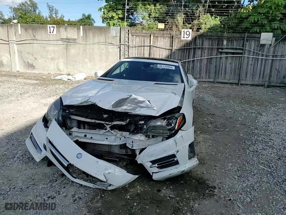 2015 Mercedes-Benz SLK-Class SLK 250 with VIN WDDPK4HA2FF107043, listed as a Copart auction lot 86132894 with 31,542 mi miles and Salvage Title. Bid and sale history available at carsss.com. Image 11.