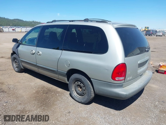2000 Dodge Caravan SE with VIN 2B4GP44G4YR711580, listed as a IAAI auction lot 42367522 with 259,409 mi miles and . Bid and sale history available at DreamBid. Image 3.