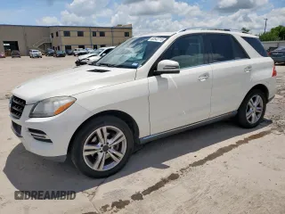 2013 Mercedes-Benz M 350 z VIN 4JGDA5JBXDA245993, wystawiony jako Copart lot #62642715 z przebiegiem 266 960 mil mil oraz Czysty tytuł • Clean title. Historia ofert i sprzedaży dostępna na DreamBid. Obrazek 1.