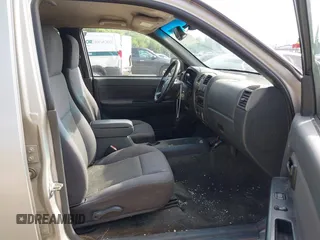 2006 Chevrolet Colorado LT w/2LT with VIN 1GCDT136468160374, listed as a IAAI auction lot 42179902 with 246,520 mi miles. Bid and sale history available at carsss.com. Image 5.