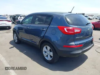 2012 Kia Sportage LX z VIN KNDPB3A25C7237542, wystawiony jako IAAI lot #42397245 z przebiegiem 102 710 mil mil oraz . Historia ofert i sprzedaży dostępna na DreamBid. Obrazek 3.