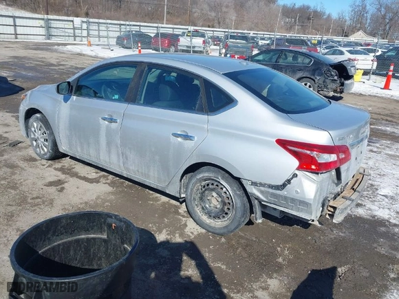 2017 Nissan Sentra SV with VIN 3N1AB7AP7HL706077, listed as a IAAI auction lot 41635961 with 95,544 mi miles. Bid and sale history available at carsss.com. Image 3.