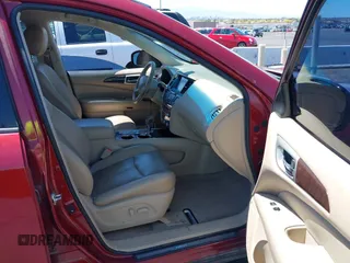 2014 Nissan Pathfinder SL with VIN 5N1AR2MN8EC725732, listed as a IAAI auction lot 42215625 with 110,641 mi miles and . Bid and sale history available at DreamBid. Image 5.