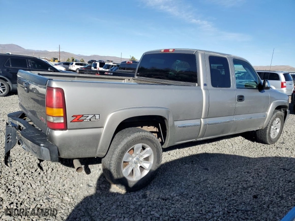 2000 GMC New Sierra 1500 SLE with VIN 1GTEK19T5YE428986, listed as a Copart auction lot 43648935 with NaN miles and Salvage Title. Bid and sale history available at carsss.com. Image 3.