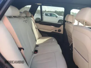 2017 BMW X5 sDrive35i z VIN 5UXKR2C38H0X05624, wystawiony jako Copart lot #48898475 z przebiegiem 43 725 mil mil oraz Szkody całkowita. Historia ofert i sprzedaży dostępna na DreamBid. Obrazek 11.