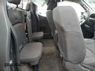 2015 Nissan Frontier SV z VIN 1N6AD0CW5FN734070, wystawiony jako Copart lot #89201045 z przebiegiem Nie podano mil oraz Szkoda całkowita • Salvage title. Historia ofert i sprzedaży dostępna na DreamBid. Obrazek 10.