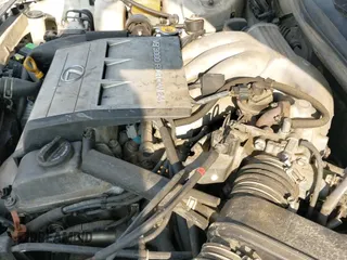 1998 Lexus ES 300 z VIN JT8BF28G2W0131104, wystawiony jako IAAI lot #42680242 z przebiegiem 243 762 mil mil oraz . Historia ofert i sprzedaży dostępna na DreamBid. Obrazek 19.