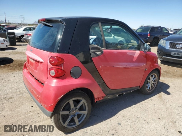 2009 Smart fortwo Pure z VIN WMEEJ31X39K233387, wystawiony jako Copart lot #46931285 z przebiegiem 79 695 mil mil oraz Tytuł czysty. Historia ofert i sprzedaży dostępna na DreamBid. Obrazek 3.