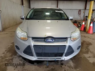 2013 Ford Focus SE z VIN 1FADP3F26DL314690, wystawiony jako Copart lot #58408575 z przebiegiem Nie podano mil oraz Szkoda całkowita • Salvage title. Historia ofert i sprzedaży dostępna na DreamBid. Obrazek 5.