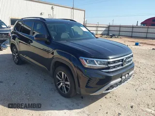 2023 Volkswagen Atlas SE z VIN 1V2DP2CAXPC553601, wystawiony jako IAAI lot #42065570 z przebiegiem 26 582 mil mil oraz . Historia ofert i sprzedaży dostępna na DreamBid. Obrazek 1.