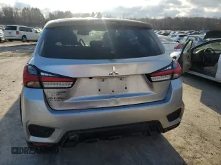 2022 Mitsubishi Outlander ES z VIN JA4APUAU7NU010401, wystawiony jako Copart lot #87462314 z przebiegiem Nie podano mil oraz Szkody całkowita. Historia ofert i sprzedaży dostępna na DreamBid. Obrazek 6.