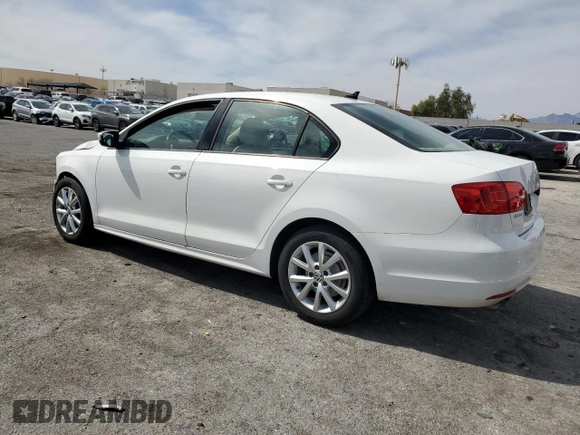2012 Volkswagen Jetta SE с VIN 3VWDP7AJ1CM301288, выставлен на аукционе Copart как лот 50103315 с пробегом 46 183 миль миль и Списание • Salvage title. История ставок и продаж доступна на DreamBid. Изображение 2.
