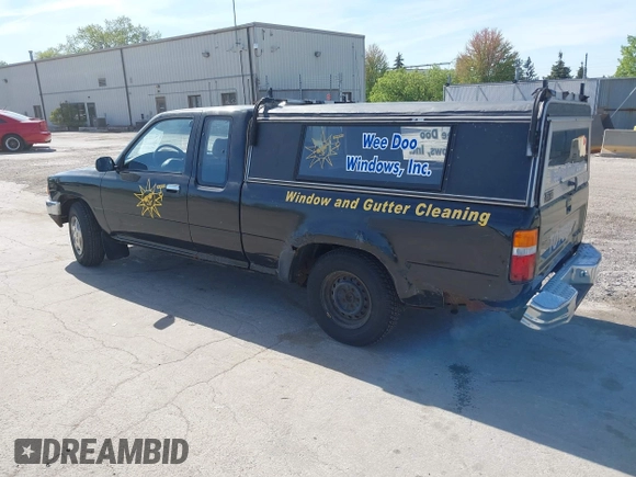 1994 Toyota Pickup DX with VIN JT4RN93P4R5110863, listed as a IAAI auction lot 42235081 with 217,506 mi miles and . Bid and sale history available at DreamBid. Image 3.