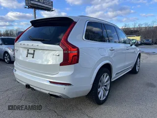 2016 Volvo XC90 T6 Inscription with VIN YV4A22PL4G1083914, listed as a IAAI auction lot 42019675 with 178,477 mi miles. Bid and sale history available at carsss.com. Image 4.