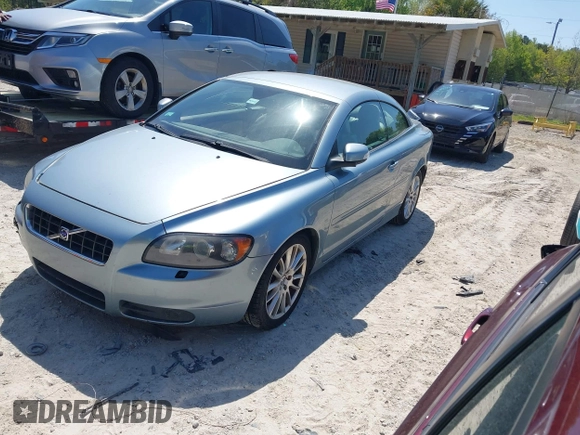2008 Volvo C70 with VIN YV1MC67218J046617, listed as a IAAI auction lot 41910568 with 144,608 mi miles. Bid and sale history available at carsss.com. Image 2.