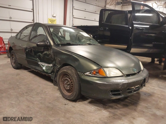2000 Chevrolet Cavalier with VIN 1G1JC5240Y7265246, listed as a IAAI auction lot 41734226 with 194,333 mi miles. Bid and sale history available at carsss.com. Image 1.