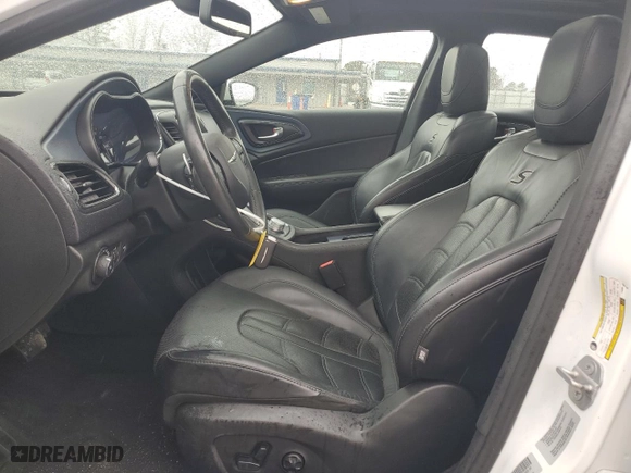 2015 Chrysler 200 S with VIN 1C3CCCDG1FN664935, listed as a Copart auction lot 46125455 with 115,293 mi miles and Salvage Title. Bid and sale history available at carsss.com. Image 7.