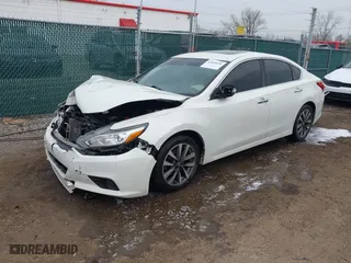 2016 Nissan Altima 2.5 SL with VIN 1N4AL3AP5GC137636, listed as a IAAI auction lot 42026036 with 149,231 mi miles. Bid and sale history available at carsss.com. Image 17.