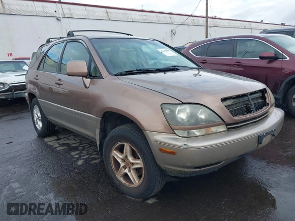 1999 Lexus RX 300 Luxury SUV with VIN JT6HF10U5X0061520, listed as a IAAI auction lot 41612890 with 254,864 mi miles. Bid and sale history available at carsss.com. Image 1.