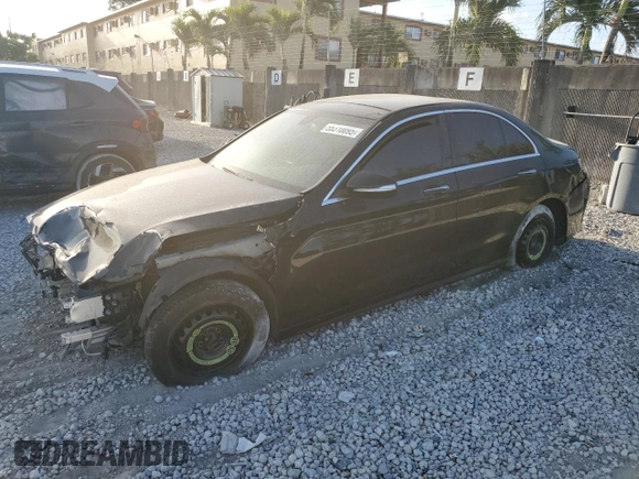 2015 Mercedes-Benz C 300 Luxury with VIN 55SWF4KB2FU009080, listed as a Copart auction lot 55310095 with 138,645 mi miles and Clean Title. Bid and sale history available at carsss.com. Image 1.