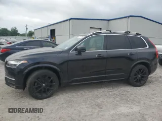 2017 Volvo XC90 Momentum с VIN YV4A22PK3H1153072, выставлен на аукционе Copart как лот 61157315 с пробегом 125 986 миль миль и Чистый • Clean title. История ставок и продаж доступна на DreamBid. Изображение 1.