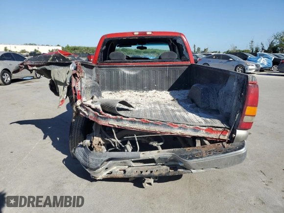 2000 Chevrolet Silverado 1500 LS with VIN 2GCEC19V4Y1223109, listed as a Copart auction lot 53562275 with 180,352 mi miles and Salvage Title. Bid and sale history available at carsss.com. Image 6.