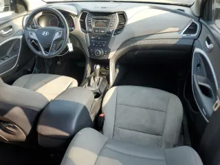 2016 Hyundai Santa Fe z VIN 5XYZUDLB3GG345527, wystawiony jako Copart lot #67014945 z przebiegiem 145 673 mil mil oraz Czysty tytuł • Clean title. Historia ofert i sprzedaży dostępna na DreamBid. Obrazek 8.