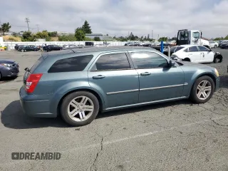 2005 Dodge Magnum RT z VIN 2D4GV58255H622666, wystawiony jako Copart lot #61098065 z przebiegiem 113 214 mil mil oraz Czysty tytuł • Clean title. Historia ofert i sprzedaży dostępna na DreamBid. Obrazek 3.