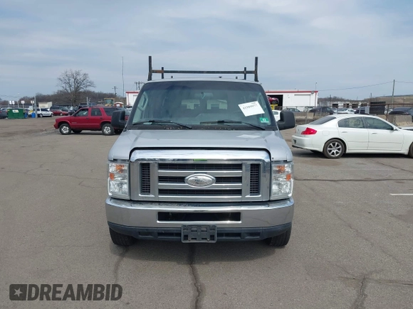 2014 Ford Econoline Passenger XL z VIN 1FBSS3BL9EDA86585, wystawiony jako IAAI lot #41909977 z przebiegiem 167 911 mil mil oraz . Historia ofert i sprzedaży dostępna na DreamBid. Obrazek 12.
