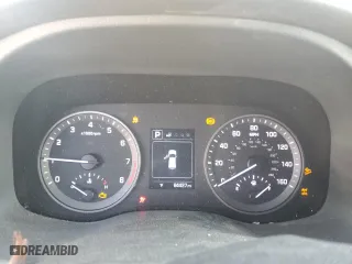 2017 Hyundai Tucson SE with VIN KM8J3CA44HU567567, listed as a Copart auction lot 47868395 with 84,427 mi miles and Salvage Title. Bid and sale history available at carsss.com. Image 9.