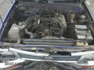1995 Toyota Tacoma with VIN 4TAUN53B7SZ040079, listed as a Copart auction lot 44566995 with 451,368 mi miles and Salvage title. Bid and sale history available at DreamBid. Image 11.