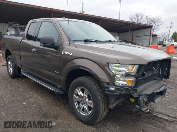 2016 Ford F-150 XLT with VIN 1FTEX1EP7GFC98017, listed as a IAAI auction lot 41913333 with 75,256 mi miles. Bid and sale history available at carsss.com. Image 1.
