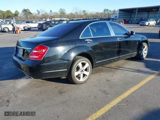 2012 Mercedes-Benz S-Class S 550 with VIN WDDNG7DB9CA461272, listed as a IAAI auction lot 41376537 with 77,138 mi miles. Bid and sale history available at carsss.com. Image 4.