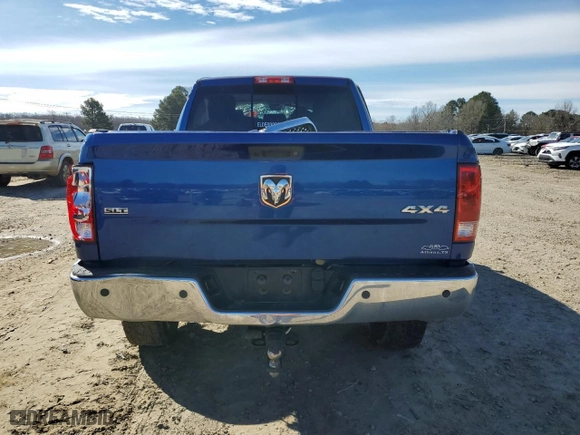 2018 Ram 2500 SLT with VIN 3C6UR5DL5JG261492, listed as a Copart auction lot 47823825 with 94,261 mi miles and Salvage Title. Bid and sale history available at carsss.com. Image 6.