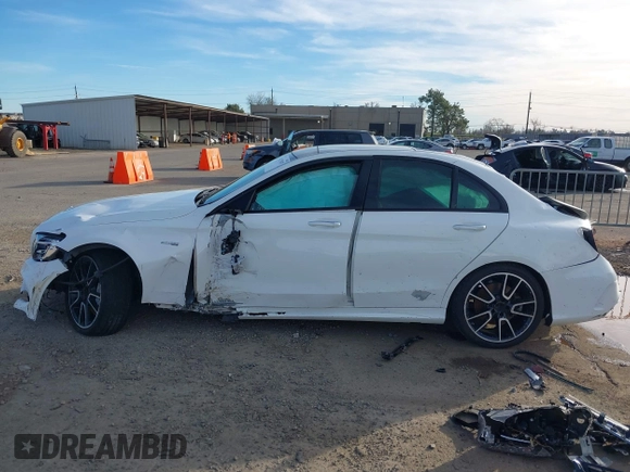 2018 Mercedes-Benz C 43 AMG with VIN 55SWF6EB5JU255881, listed as a IAAI auction lot 41279457 with 67,938 mi miles and . Bid and sale history available at carsss.com. Image 14.