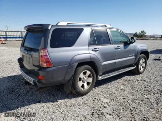 2004 Toyota 4Runner Limited with VIN JTEBT17R940039861, listed as a Copart auction lot 46972365 with 232,865 mi miles and Salvage Title. Bid and sale history available at carsss.com. Image 3.