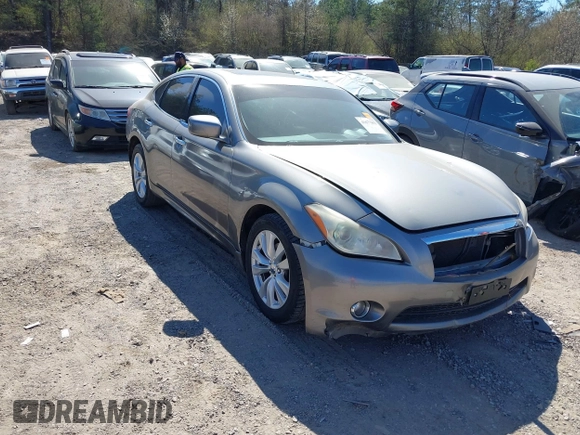 2011 Infiniti M with VIN JN1BY1AR4BM373559, listed as a IAAI auction lot 41677853 with 152,111 mi miles and . Bid and sale history available at carsss.com. Image 1.