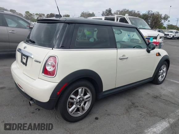 2013 MINI Hardtop with VIN WMWSU3C51DT687156, listed as a IAAI auction lot 42750063 with 93,002 mi miles and . Bid and sale history available at DreamBid. Image 4.