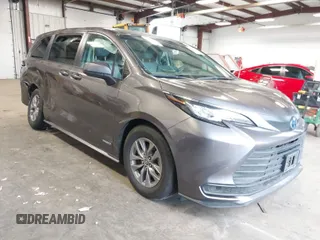 2021 Toyota Sienna LE z VIN 5TDKSKFC0MS001927, wystawiony jako IAAI lot #41820173 z przebiegiem 48 516 mil mil oraz . Historia ofert i sprzedaży dostępna na DreamBid. Obrazek 1.