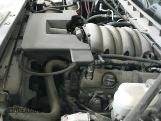 2018 Chevrolet Silverado 1500 LT z VIN 3GCUKREC7JG484507, wystawiony jako IAAI lot #42567137 z przebiegiem 65 528 mil mil oraz . Historia ofert i sprzedaży dostępna na DreamBid. Obrazek 19.