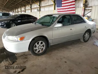 2000 Toyota Camry LE z VIN JT2BF28KXY0251816, wystawiony jako Copart lot #50735475 z przebiegiem 126 211 mil mil oraz Szkoda całkowita • Salvage title. Historia ofert i sprzedaży dostępna na DreamBid. Obrazek 1.