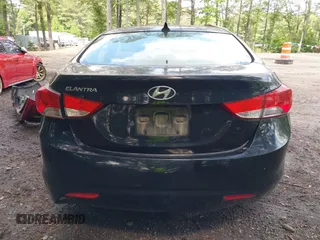 2013 Hyundai Elantra GLS z VIN KMHDH4AE0DU545363, wystawiony jako IAAI lot #42281675 z przebiegiem 129 249 mil mil oraz . Historia ofert i sprzedaży dostępna na DreamBid. Obrazek 16.