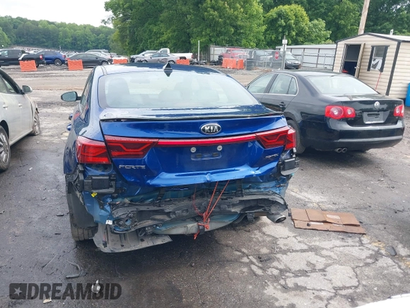 2021 Kia Forte GT-Line с VIN 3KPF34AD9ME382035, выставлен на аукционе IAAI как лот 42209430 с пробегом 99 000 миль миль и . История ставок и продаж доступна на DreamBid. Изображение 16.