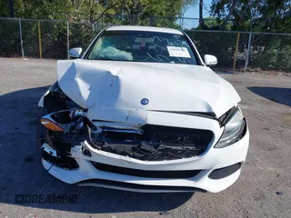 2016 Mercedes-Benz C 300 z VIN 55SWF4JB3GU155524, wystawiony jako IAAI lot #42039740 z przebiegiem 191 469 mil mil oraz . Historia ofert i sprzedaży dostępna na DreamBid. Obrazek 13.