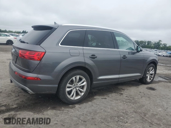 2019 Audi Q7 Premium with VIN WA1AAAF76KD009139, listed as a Copart auction lot 58584985 with 61,867 mi miles and Salvage title. Bid and sale history available at DreamBid. Image 3.