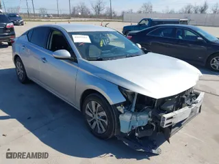 2019 Nissan Altima 2.5 S with VIN 1N4BL4BV7KC124516, listed as a IAAI auction lot 41692661 with 100,116 mi miles. Bid and sale history available at carsss.com. Image 1.